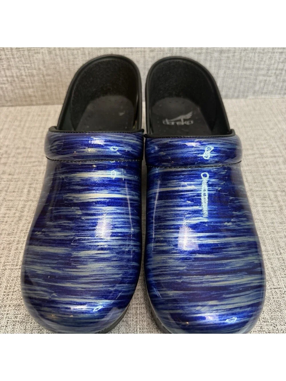 Dansko Shoes Women’s Size 39 Blue Water Patent Leather Clog Professional